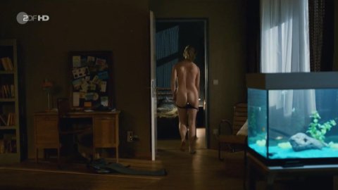 Lisa Wagner - Nude Tits Scenes in Kommissarin Heller (2017)