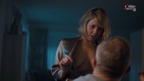 Jaschka Lammert - Nude Tits Scenes in Meiberger: Chasing Minds s01e06 (2018)