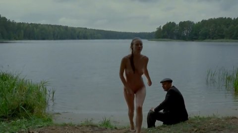 Katarzyna Dabrowska - Nude Tits Scenes in Sprawiedliwy (2015)
