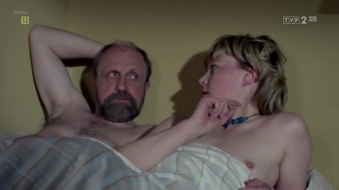 Joanna Zolkowska - Nude Tits Scenes in 07 zgłoś się s01e10 (1976)