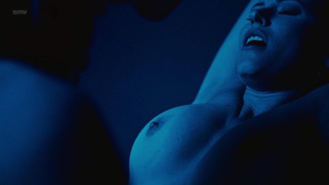 Louise Clos, Raquel Rocha - Nude Tits Scenes in The Mechanism s01e02 (2018)