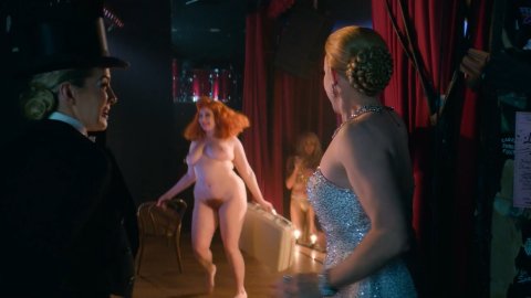 Geena Davis, Kasia Szarek - Nude Tits Scenes in GLOW s03e09 (2019)