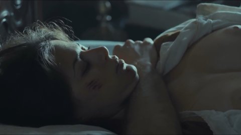 Joana Coelho - Nude Tits Scenes in Madre Paula s01e02 (2017)