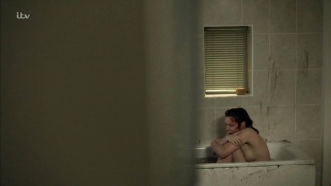 Anna Friel - Nude Tits Scenes in Marcella s01e01 (2016)