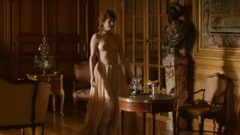 Manon Kneuse - Nude Tits Scenes in Lady J (2018)