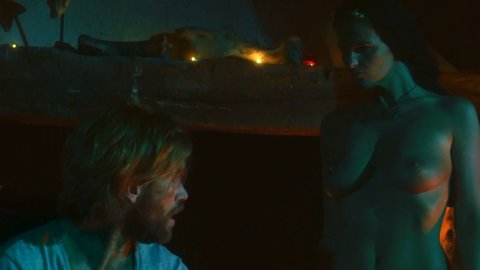 Lisa Belle, Jodii Christianson, Kaniehtiio Horn - Nude Tits Scenes in The Theatre Bizarre (2011)