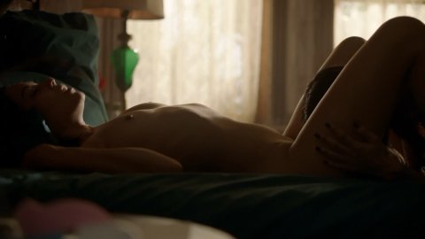 Mishel Prada, Maria-Elena Laas - Nude Tits Scenes in Vida s02e03 (2019)