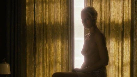 Anne Schramm, Hannah Herzsprung - Nude Tits Scenes in The Taste of Apple Seeds (2013)