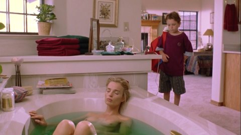 Mimi Craven, Josie Bissett - Nude Tits Scenes in Mikey (1992)