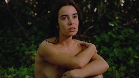 Elodie Bouchez - Nude Tits Scenes in Wild Reeds (1994)