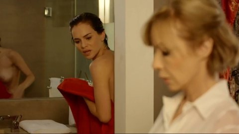 Luz Cipriota, Inez Estevez, Carla Quevedo - Nude Tits Scenes in El Maestro s01e03-04, e10 (2017)