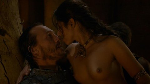 Sahara Knite - Nude Tits Scenes in Game of Thrones s02e09 (2012)