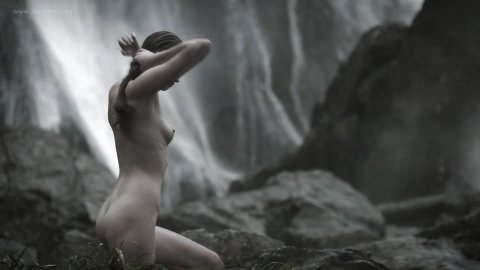 Alyssa Sutherland - Nude Tits Scenes in Vikings s01e09 (2013)