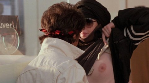 Isabelle Adjani - Nude Tits Scenes in Ishtar (1987)