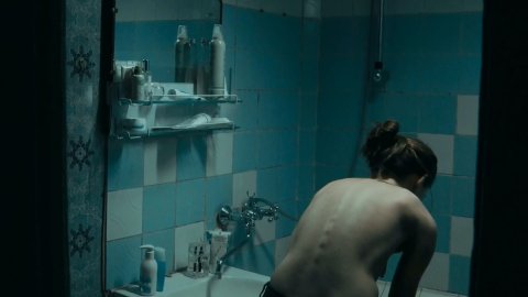 Anna Pereleshina - Nude Tits Scenes in Carpe Diem (2018)