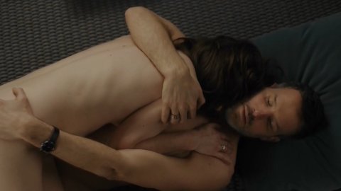 Annika Kuhl - Nude Tits Scenes in Ein Fall für Dr. Abel - Zerschunden (2019)