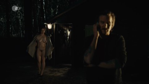Anne Weinknecht - Nude Tits Scenes in Kommissarin Heller s01e09 (2019)