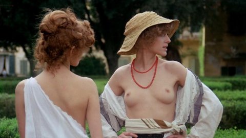 Stefania Casini, Dominique Darel - Nude Tits Scenes in Blood for Dracula (1974)