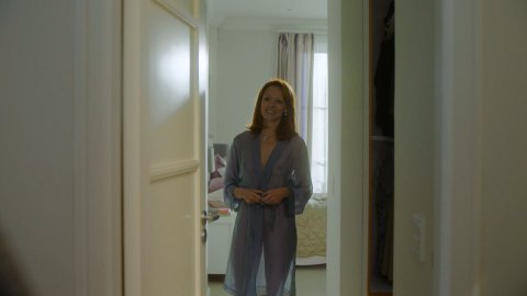 Lavinia Wilson - Nude Tits Scenes in Deutschland e02-08 (2018)