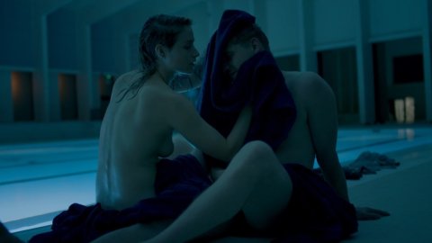 Niamh Algar - Nude Tits Scenes in MotherFatherSon s01e07 (2019)