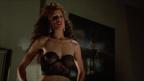 Jennifer Beals, Kasi Lemmons - Nude Tits Scenes in Vampire's Kiss (1989)