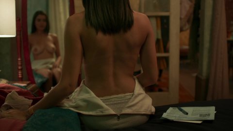 Paulina Gaitan - Nude Tits Scenes in Diablo Guardián s01e03 (2018) #2