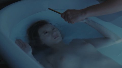 Alba Ribas, Mireia Oriol, Laia Manzanares - Nude Tits Scenes in Waste (2016)